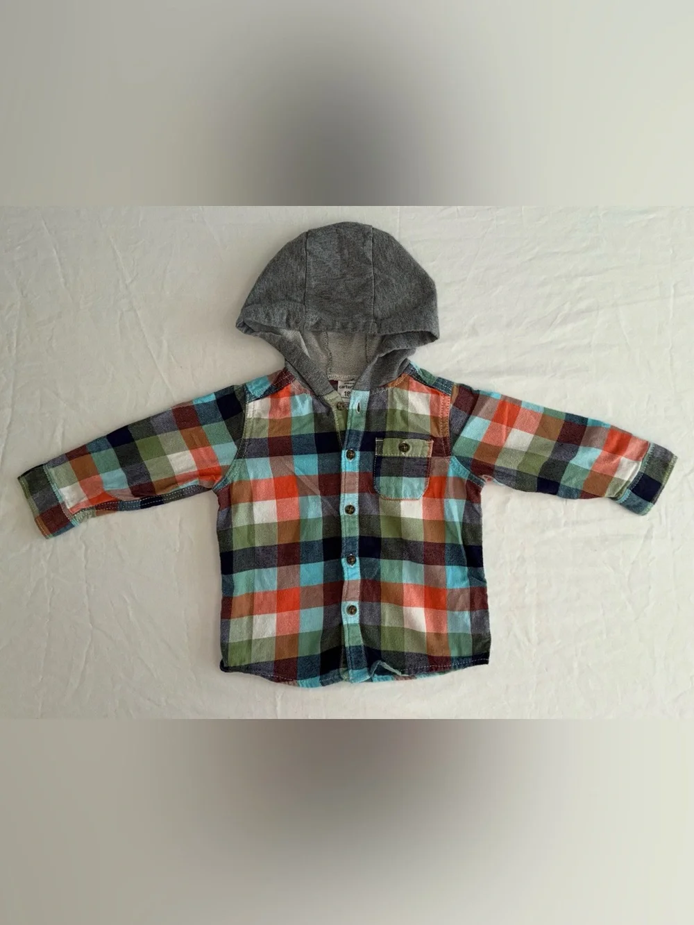 T-Shirt Sweater Baby Boy fall / winter Bundle | 18 Months Carters